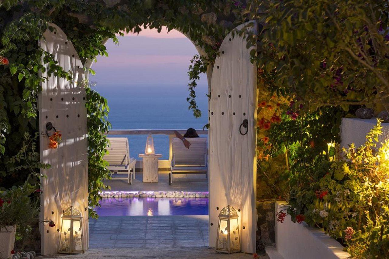Athermi Suites - Adults Only Fira  Bagian luar foto