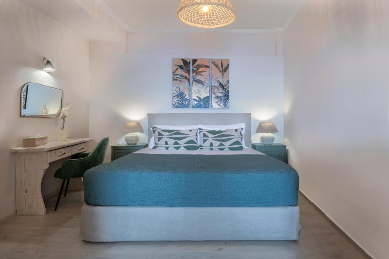 Athermi Suites - Adults Only Fira  Bagian luar foto