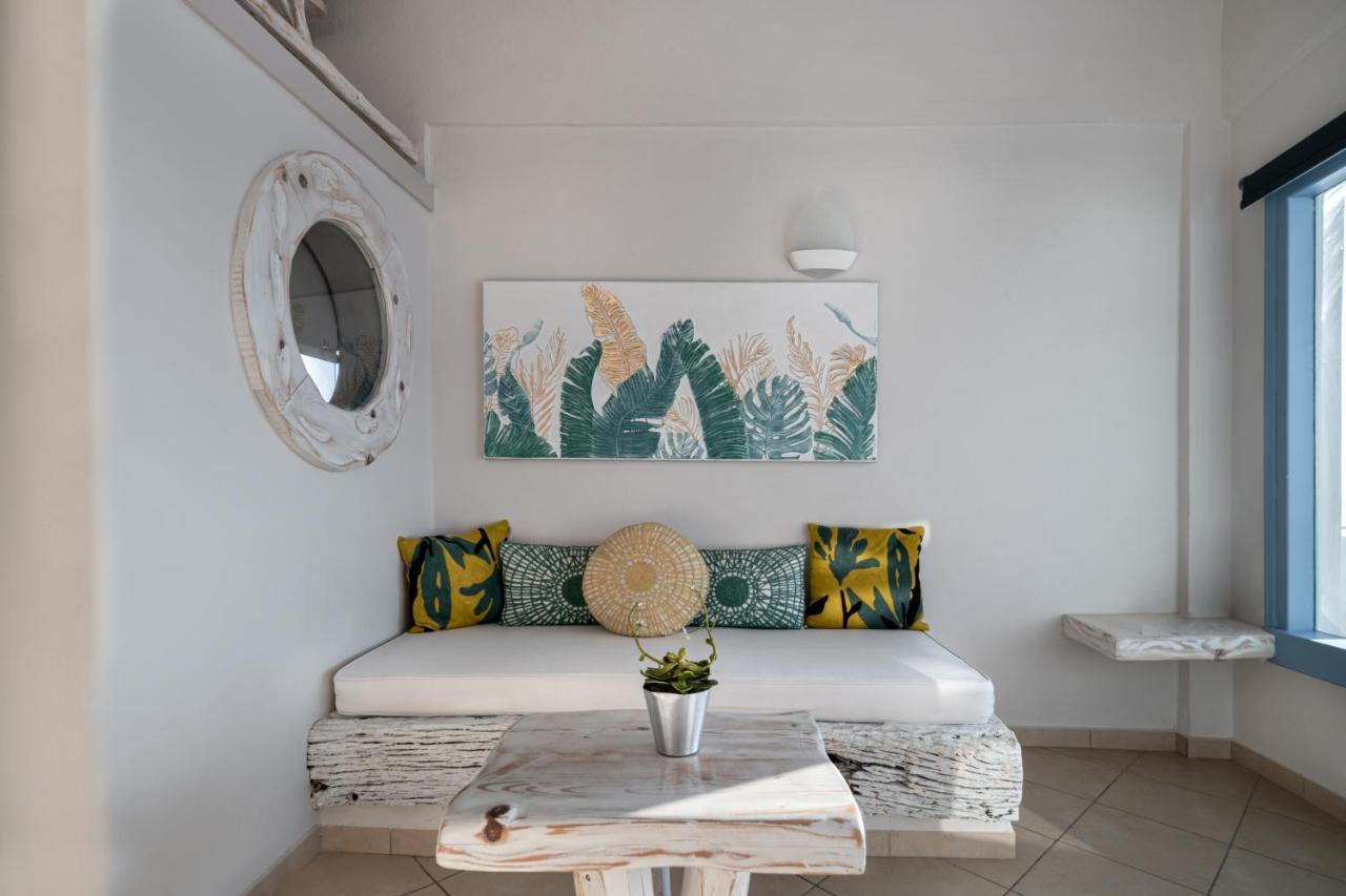 Athermi Suites - Adults Only Fira  Bagian luar foto