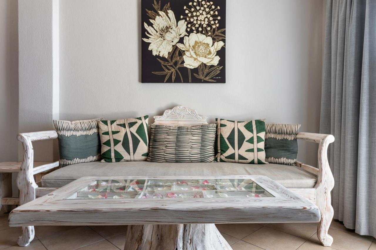 Athermi Suites - Adults Only Fira  Bagian luar foto