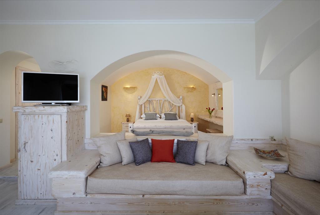Athermi Suites - Adults Only Fira  Bagian luar foto